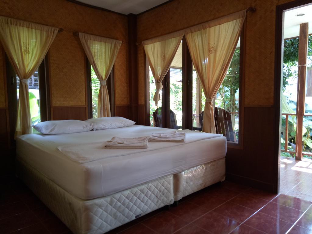 Haad Yao Sunset Bungalow Ngoại thất bức ảnh